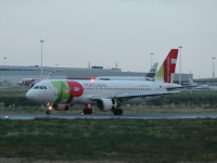 CS-TNA [A320-211]