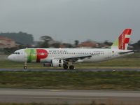 CS-TNA [A320-211]